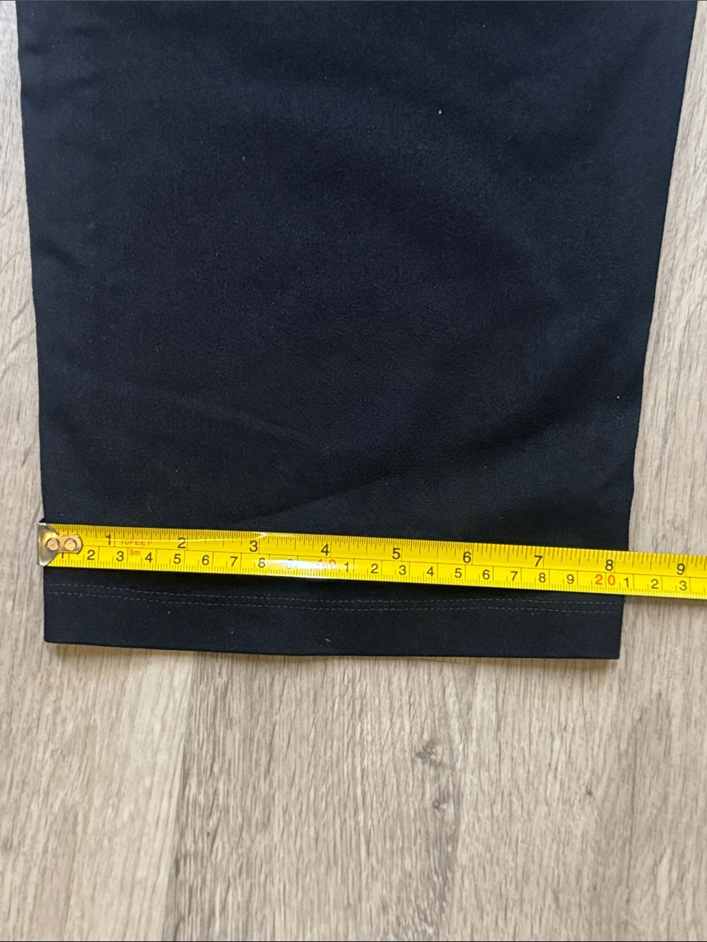 Chicos Size 3 (16/18) Black Stretch Capri Pants - Picture 10 of 11